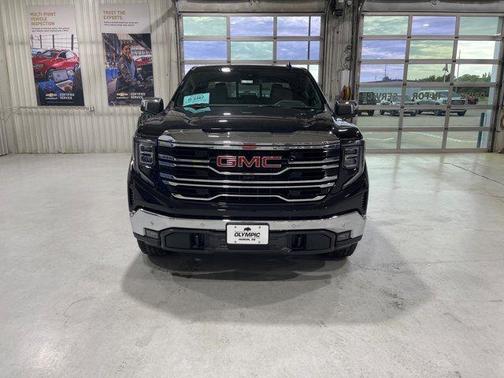 Onyx Black 2026 GMC Sierra 1500 SLT