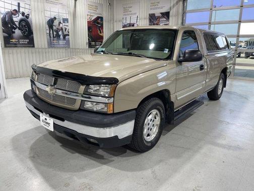 2004 Chevrolet Silverado 1500 LS