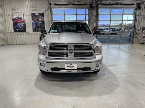 Bright Silver Clearcoat Metallic 2012 RAM 1500 SLT