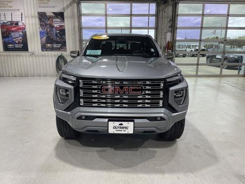 Sterling 2024 GMC Canyon Denali