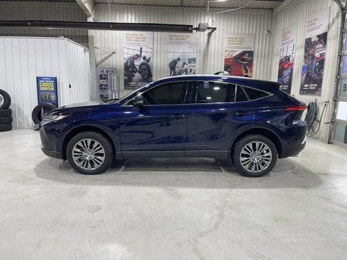 2022 Toyota Venza XLE