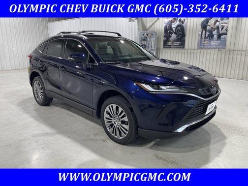 2022 Toyota Venza XLE