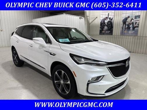 2022 Buick Enclave Essence