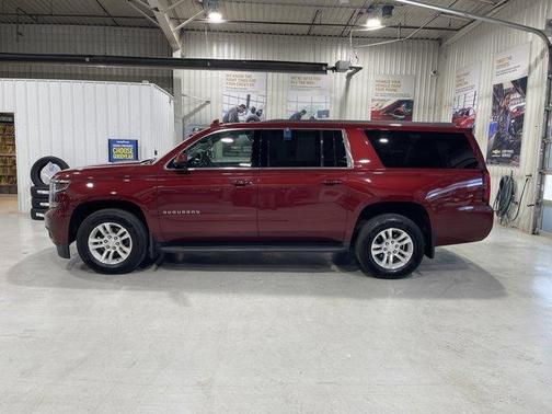 2016 Chevrolet Suburban LT