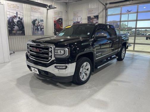 Onyx Black 2018 GMC Sierra 1500 SLT