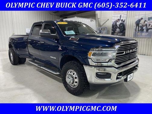 Patriot Blue Pearlcoat 2021 RAM 3500 Laramie