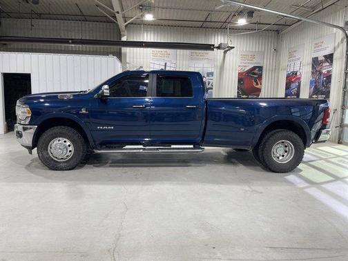 Patriot Blue Pearlcoat 2021 RAM 3500 Laramie