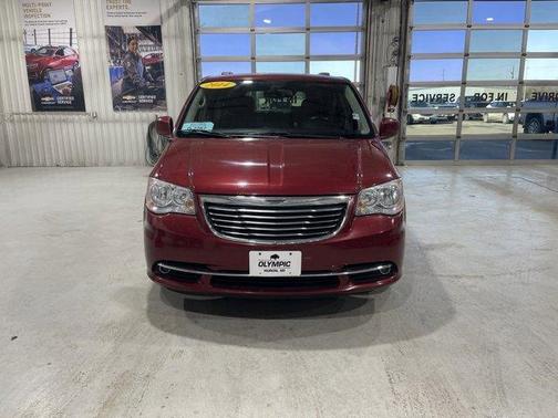 2014 Chrysler Town & Country Touring