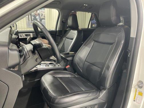 Oxford White 2023 Ford Explorer Limited
