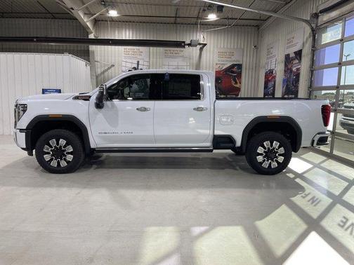 2026 GMC Sierra 3500 Denali