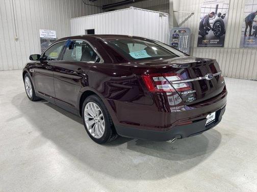Burgundy Velvet Metallic Tinted Clearcoat 2019 Ford Taurus Limited