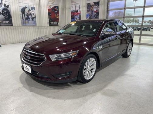 Burgundy Velvet Metallic Tinted Clearcoat 2019 Ford Taurus Limited