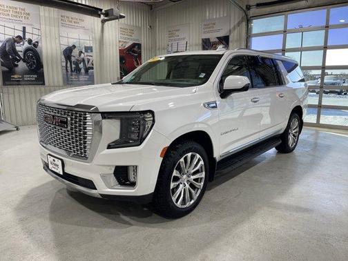 2022 GMC Yukon XL Denali