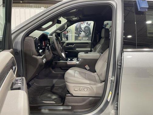 2026 GMC Sierra 3500 SLT