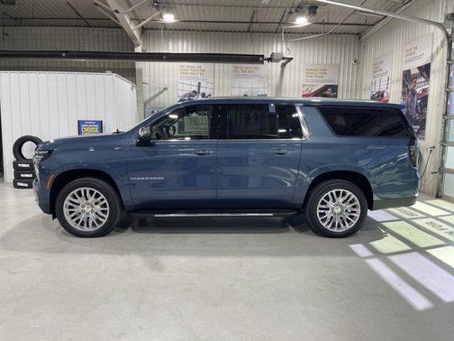 Lakeshore Blue Metallic 2026 Chevrolet Suburban Premier