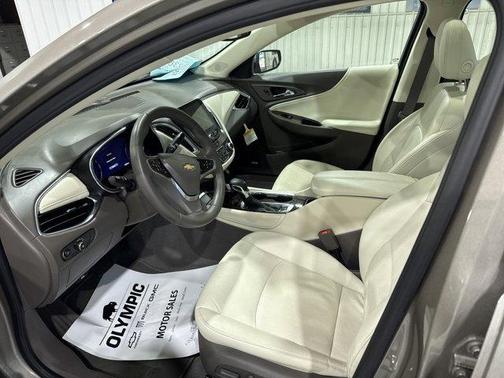 2024 Chevrolet Malibu 2LT