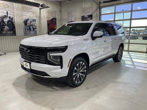 Polar White 2026 Chevrolet Suburban High Country