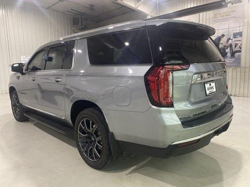 Sterling 2024 GMC Yukon XL SLT
