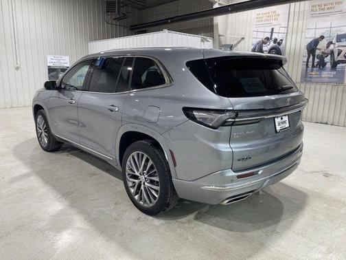 2025 Buick Enclave Avenir