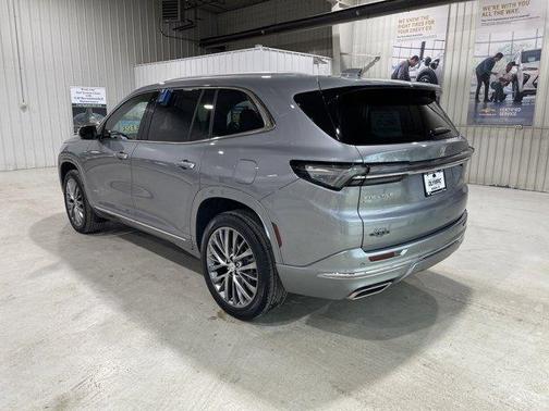 2025 Buick Enclave Avenir