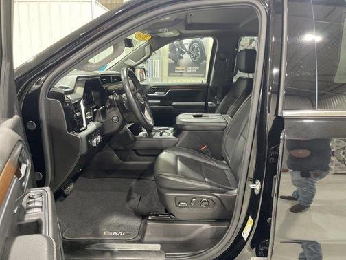 Onyx Black 2024 GMC Sierra 1500 Denali