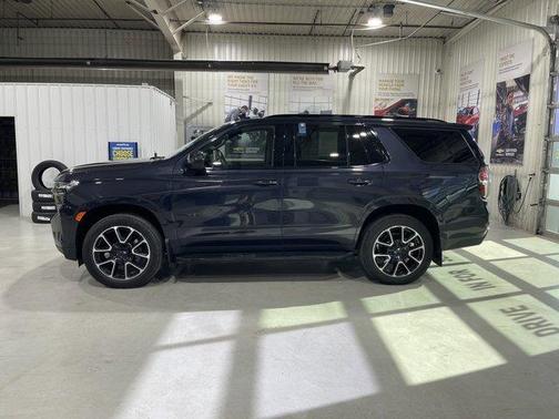 Dark Ash Metallic 2023 Chevrolet Tahoe RST