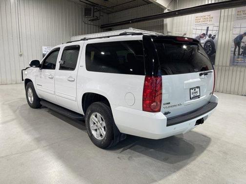 Summit White 2011 GMC Yukon XL 1500 SLT