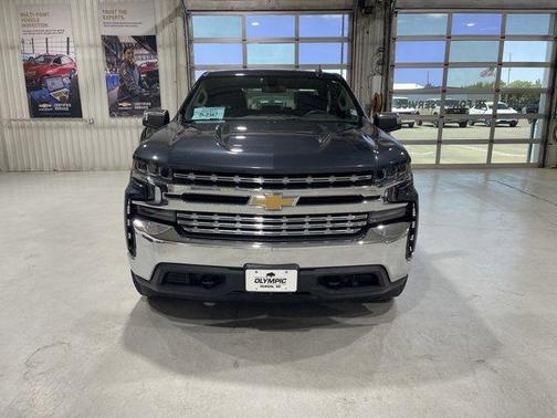 Shadow Gray Metallic 2019 Chevrolet Silverado 1500 LT