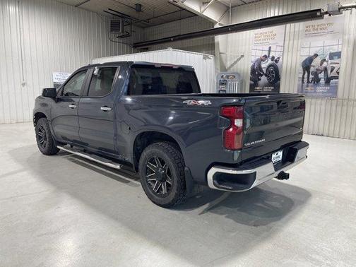 Shadow Gray Metallic 2019 Chevrolet Silverado 1500 LT