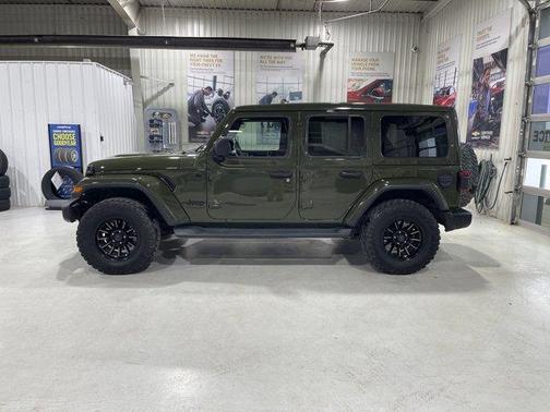 2021 Jeep Wrangler Unlimited Sahara Altitude