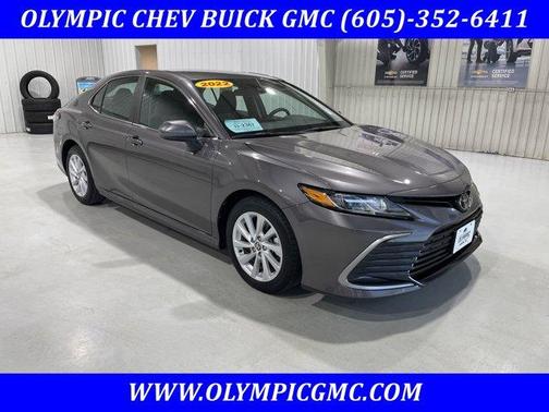 2022 Toyota Camry LE