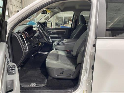 2014 RAM 1500 SLT