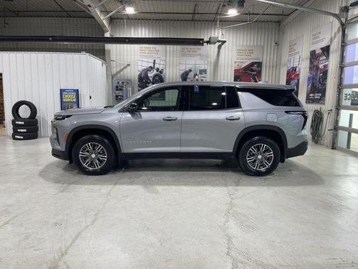 Sterling Gray Metallic 2024 Chevrolet Traverse LS