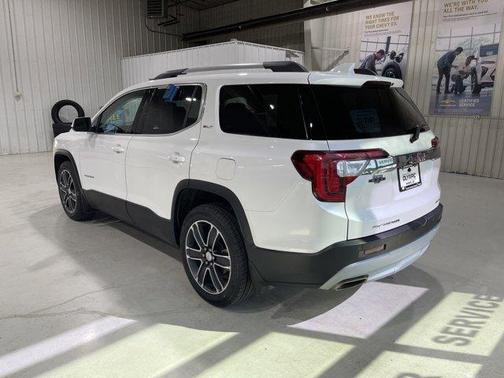 2020 GMC Acadia SLT