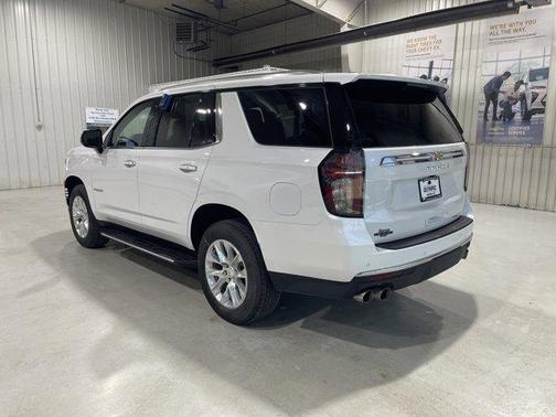 Iridescent Pearl Tricoat 2023 Chevrolet Tahoe Premier