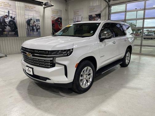 Iridescent Pearl Tricoat 2023 Chevrolet Tahoe Premier