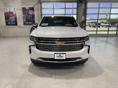 Iridescent Pearl Tricoat 2023 Chevrolet Tahoe Premier