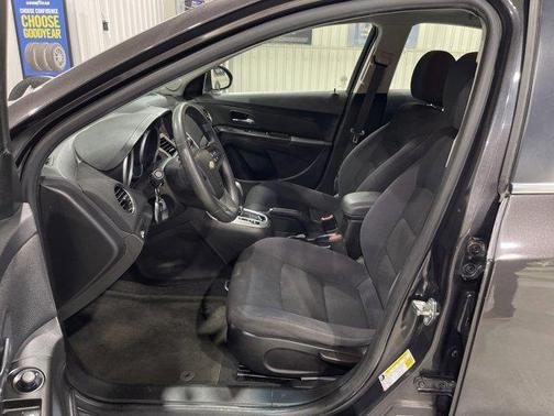 2015 Chevrolet Cruze 1LT