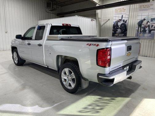 2017 Chevrolet Silverado 1500 Custom
