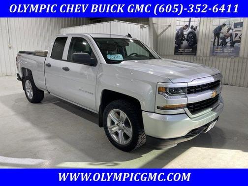 2017 Chevrolet Silverado 1500 Custom