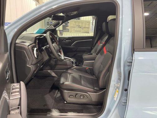 Metallic 2026 Chevrolet Colorado Z71