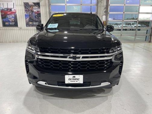 2023 Chevrolet Suburban LS