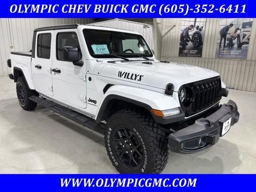 2024 Jeep Gladiator Sport