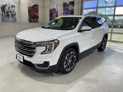 2024 GMC Terrain SLT
