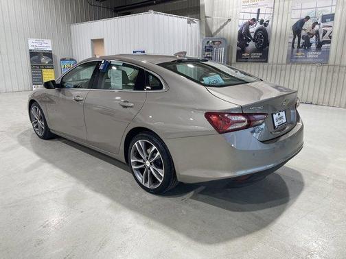 Mineral Gray Metallic 2024 Chevrolet Malibu 2LT