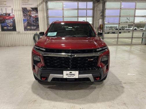 Radiant Red 2026 Chevrolet Traverse Z71