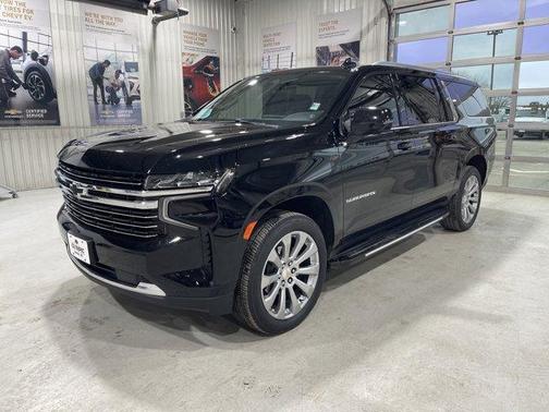2022 Chevrolet Suburban LT