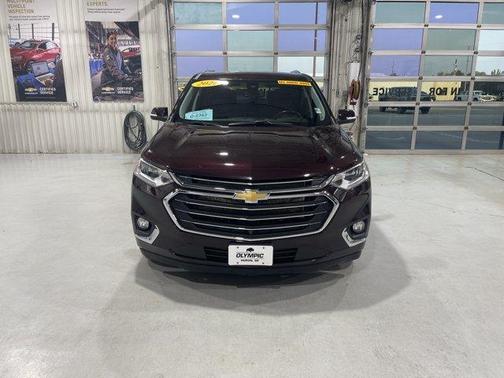 Black Cherry Metallic 2021 Chevrolet Traverse Premier