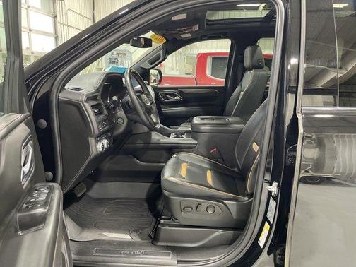2022 GMC Yukon XL AT4
