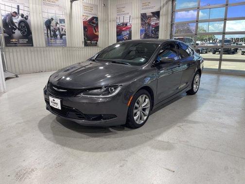 Granite Crystal Clearcoat Metallic 2016 Chrysler 200 S